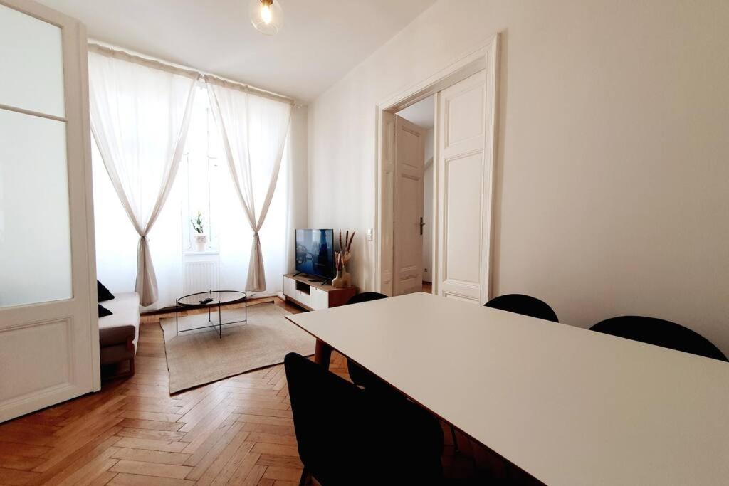 וינה Savoir Vivre Apartments Rosinagasse מראה חיצוני תמונה